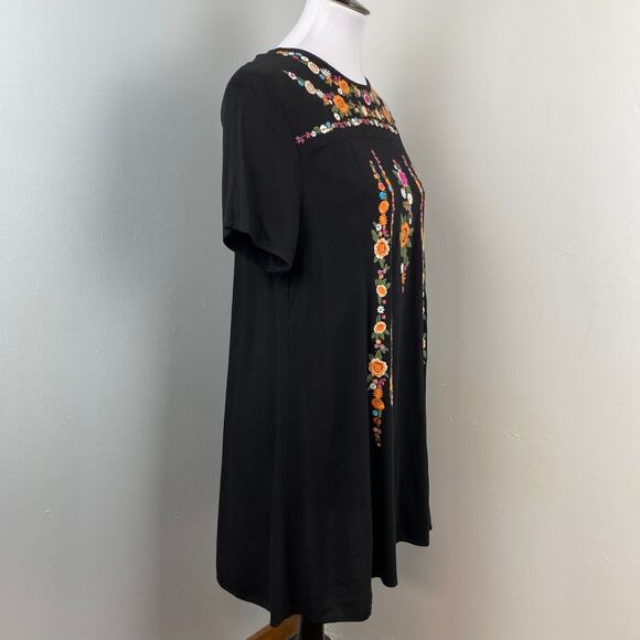 Umgee Black Colorful Floral Embroidered A-Line Tee Dress Medium - Picture 5 of 9